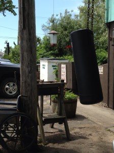 This was the funky fisherman's restaurant. Look carefully: decor includes punching bag, antique wheel chair and bird feeders. ????