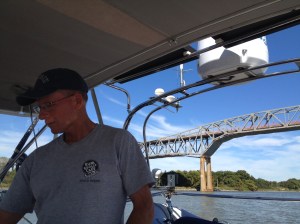Going through the C&D canal was, once again, a non-event . . . although we had lots more company than in June, but only small boats like ourselves. No tankers!