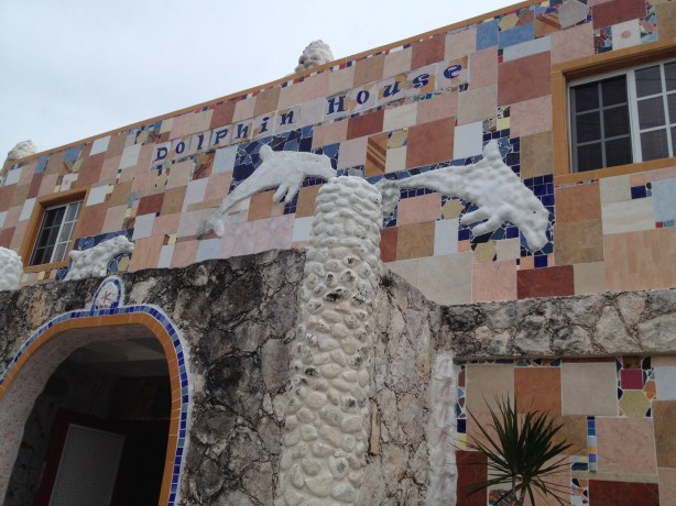 The Dolphin House is a beautiful building and museum owned, operated and decorated by an artist who has used scraps from the sea and other sources to make mosaics of every inch inside and out.